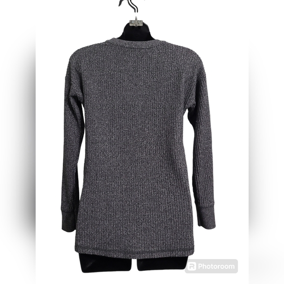 2 FOR💲1️⃣ Bluenotes Grey Waffle Knit Long-sleeved Lightweight Sweater Size XS - Picture 4 of 8